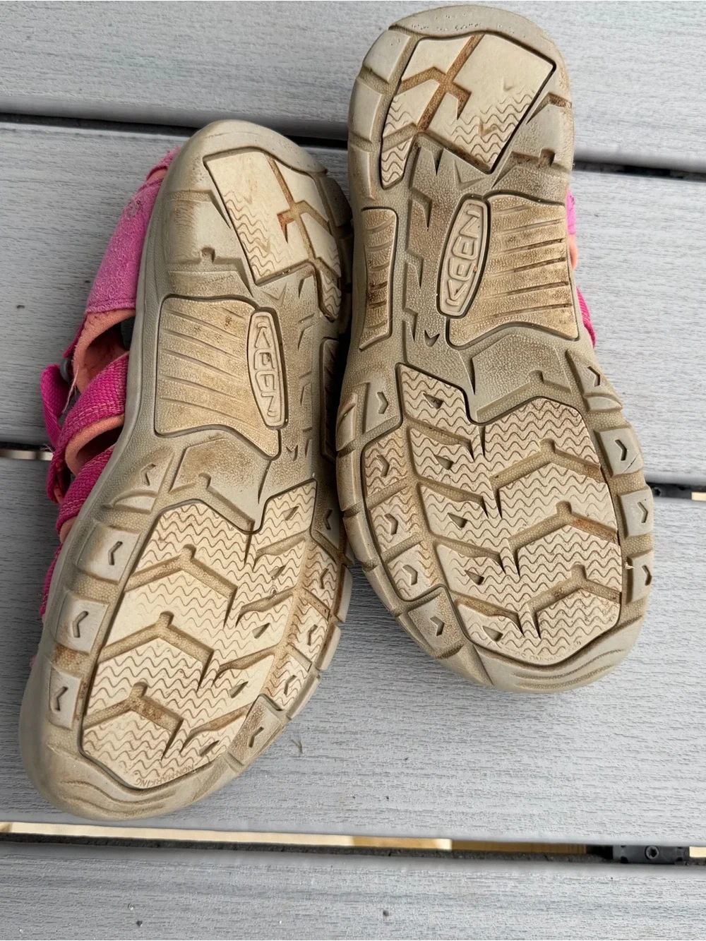 Keen Very Berry & Fusion Coral Newport H2 Water Sandal - Girls 5